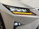【ＬＥＤヘッドライト】悪天候や夜間走行時も良好な視界を確保し安心して運転できる高輝度ＬＥＤヘッドライトを装備！点灯速度が早く、消費電力も抑えられています。