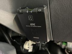 【ＥＴＣ】高速道路の料金所をストレスなく通過！話題のスポットやサービスエリアに多い「スマートIntercooler」利用時は必須のアイテムです。当店でセットアップを実施、ご納車当日からすぐにご利用いただけます！ 7