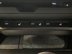 【シートヒーター】寒い日に重宝するシートヒーター！エアコンより早く温まってくれるので寒がりの人も安心ですね♪エアコンの温風は乾燥するから苦手、という方にもをおすすめです。 7