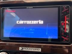 【ナビゲーション】使いやすいナビで目的地までしっかり案内してくれます。各種オーディオ再生機能も充実しており、お車の運転がさらに楽しくなります！！ 3