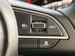 �ڥ����ץƥ��֥��롼������ȥ�����۹�®ƻϩ�Ǥ�Ĺ��Υ���Ԥ��ڤˡ�����ư��®�٤��ݤĥ��롼������ȥ����뤬�����ͷڸ������ƥ��Ϣ�Ȥ��������μ�ξ���Τ��Ƽִ֤��ݤĤ褦��®��Ĵ�ᤷ�Ƥ���ޤ����� 4