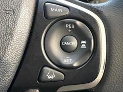 �ڥ����ץƥ��֥��롼������ȥ�����۹�®ƻϩ�Ǥ�Ĺ��Υ���Ԥ��ڤˡ�����ư��®�٤��ݤĥ��롼������ȥ����뤬�����ͷڸ������ƥ��Ϣ�Ȥ��������μ�ξ���Τ��Ƽִ֤��ݤĤ褦��®��Ĵ�ᤷ�Ƥ���ޤ����� 7