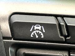 �ڥ졼�������롼������ȥ�����۹�®ƻϩ�Ǥ�Ĺ��Υ���Ԥ��ڤˡ�����ư��®�٤��ݤĥ��롼������ȥ����뤬�����ͷڸ������ƥ��Ϣ�Ȥ��������μ�ξ���Τ��Ƽִ֤��ݤĤ褦��®��Ĵ�ᤷ�Ƥ���ޤ����� 7