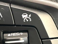 ������®�ɽ���ǽ�ե��롼������ȥ�����۹�®ƻϩ�Ǥ�Ĺ��Υ���Ԥ��ڤˡ�����ư��®�٤��ݤĥ��롼������ȥ����뤬�����ͷڸ������ƥ��Ϣ�Ȥ��������μ�ξ���Τ��Ƽִ֤��ݤĤ褦��®��Ĵ�ᤷ�Ƥ���ޤ����� 5