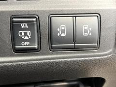 �ڥϥ󥺥ե꡼��ǽ�դ�ξ¦�ѥ���饤�ɥɥ��ۥ��饤�ɥɥ��β���­�������Ƥ��������ȡ���ưŪ�˥��饤�ɥɥ������Ĥ��ޤ�����ʪ��ξ�꤬�դ����ä����֤Ǥ⡢�ɥ��γ��Ĥ��Ǥ��ƤȤäƤ������� 6