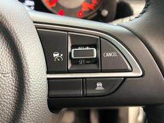 �ڥ����ץƥ��֥��롼������ȥ�����۹�®ƻϩ�Ǥ�Ĺ��Υ���Ԥ��ڤˡ�����ư��®�٤��ݤĥ��롼������ȥ����뤬�����ͷڸ������ƥ��Ϣ�Ȥ��������μ�ξ���Τ��Ƽִ֤��ݤĤ褦��®��Ĵ�ᤷ�Ƥ���ޤ����� 3