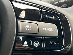 �ڥ����ץƥ��֥��롼������ȥ�����۹�®ƻϩ�Ǥ�Ĺ��Υ���Ԥ��ڤˡ�����ư��®�٤��ݤĥ��롼������ȥ����뤬�����ͷڸ������ƥ��Ϣ�Ȥ��������μ�ξ���Τ��Ƽִ֤��ݤĤ褦��®��Ĵ�ᤷ�Ƥ���ޤ����� 6