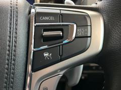 �ڥ졼�������롼������ȥ�����۹�®ƻϩ�Ǥ�Ĺ��Υ���Ԥ��ڤˡ�����ư��®�٤��ݤĥ��롼������ȥ����뤬�����ͷڸ������ƥ��Ϣ�Ȥ��������μ�ξ���Τ��Ƽִ֤��ݤĤ褦��®��Ĵ�ᤷ�Ƥ���ޤ����� 6