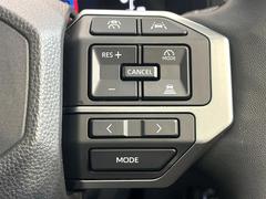 �ڥ졼�������롼������ȥ�����۹�®ƻϩ�Ǥ�Ĺ��Υ���Ԥ��ڤˡ�����ư��®�٤��ݤĥ��롼������ȥ����뤬�����ͷڸ������ƥ��Ϣ�Ȥ��������μ�ξ���Τ��Ƽִ֤��ݤĤ褦��®��Ĵ�ᤷ�Ƥ���ޤ����� 7