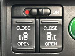 ��ξ¦�ѥ���饤�ɥɥ��ۥ��ޡ��ȥ����䱿ž�ʤΥ����å��Ǹ���ξ¦���饤�ɥɥ��γ��Ĥ���ǽ����ư�������Ϥ�����ƥɥ��򳫤���ɬ�פ�̵���������ʤ����ͤǤ��ñ�˳����Ĥ�Ǥ���Ŭ�Ǥ��� 5