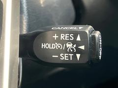 �ڥ졼�������롼������ȥ�����۹�®ƻϩ�Ǥ�Ĺ��Υ���Ԥ��ڤˡ�����ư��®�٤��ݤĥ��롼������ȥ����뤬�����ͷڸ������ƥ��Ϣ�Ȥ��������μ�ξ���Τ��Ƽִ֤��ݤĤ褦��®��Ĵ�ᤷ�Ƥ���ޤ����� 5