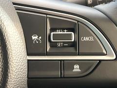 �ڥ����ץƥ��֥��롼������ȥ�����۹�®ƻϩ�Ǥ�Ĺ��Υ���Ԥ��ڤˡ�����ư��®�٤��ݤĥ��롼������ȥ����뤬�����ͷڸ������ƥ��Ϣ�Ȥ��������μ�ξ���Τ��Ƽִ֤��ݤĤ褦��®��Ĵ�ᤷ�Ƥ���ޤ����� 3