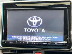 �ڽ��������ʥӡۿ͵��ν����ʥӤ������������ǥ�����ǽ�⽼�¤��Ƥ��ꡢ�£�������������³����Ф������Υ��ޥۤ�ͣУ��ץ쥤�䡼�β��ڤ������ǽ�������α�ž������˳ڤ����ʤ�ޤ����� 3