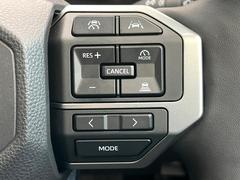 �ڥ졼�������롼������ȥ�����۹�®ƻϩ�Ǥ�Ĺ��Υ���Ԥ��ڤˡ�����ư��®�٤��ݤĥ��롼������ȥ����뤬�����ͷڸ������ƥ��Ϣ�Ȥ��������μ�ξ���Τ��Ƽִ֤��ݤĤ褦��®��Ĵ�ᤷ�Ƥ���ޤ����� 6