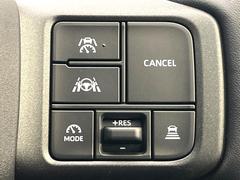 �ڥ졼�������롼������ȥ�����۹�®ƻϩ�Ǥ�Ĺ��Υ���Ԥ��ڤˡ�����ư��®�٤��ݤĥ��롼������ȥ����뤬�����ͷڸ������ƥ��Ϣ�Ȥ��������μ�ξ���Τ��Ƽִ֤��ݤĤ褦��®��Ĵ�ᤷ�Ƥ���ޤ����� 5