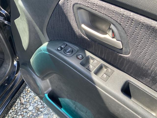 W ETC ナビ HID DVD再生 CD スマートキー 電動格納ミラー ベンチシート AT アルミホイール 盗難防止システム 衝突安全ボディ ABS エアコン パワーステアリング パワーウィンドウ(4枚目)