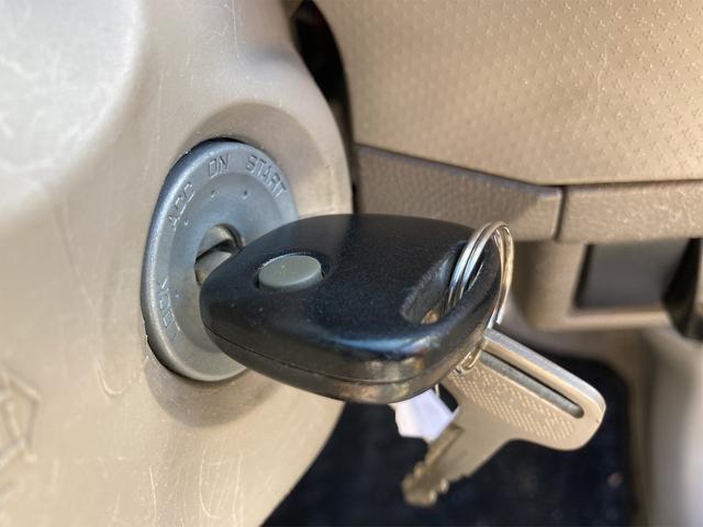 G キーレスエントリー オートマ車 車検令和5年12月 盗難防止システム CDオーディオ 衝突安全ボディ エアコン パワーステアリング(8枚目)