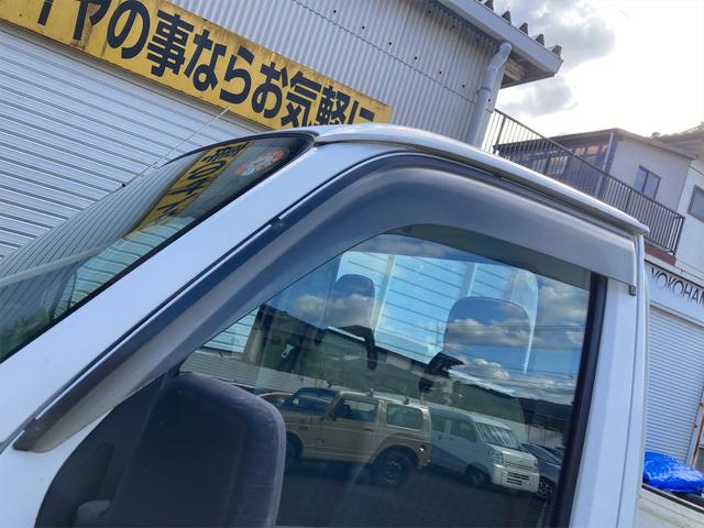 SDX 4WD 軽トラック 5速マニュアル車 エアコン パワステ 三方開 車検令和5年5月 最大積載量350kg 運転席エアバッグ(6枚目)