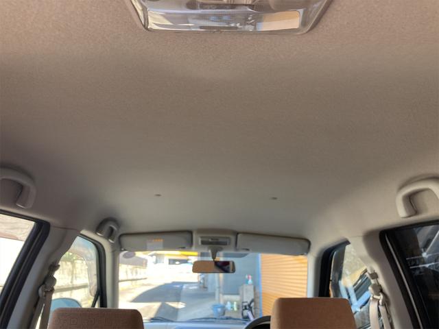 S キーレスエントリー 電動格納ミラー ベンチシート AT 盗難防止システム ABS CD 衝突安全ボディ エアコン パワーステアリング パワーウィンドウ(40枚目)