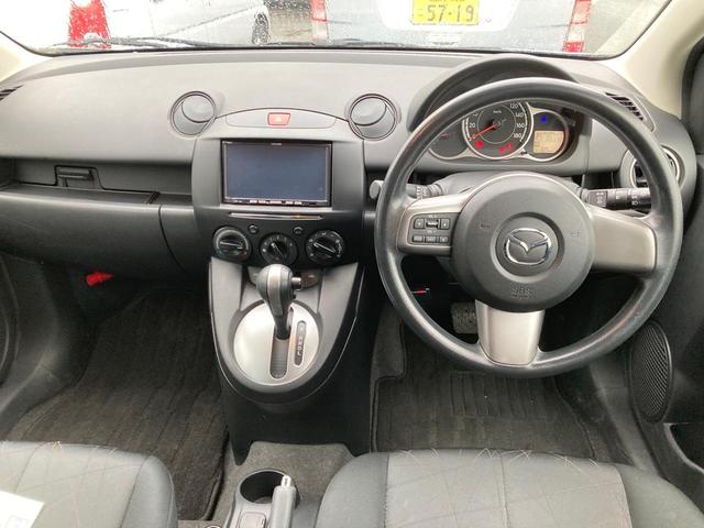 デミオ １３Ｃ－Ｖ　スマートエディションＩＩ　バックカメラ　キーレスエントリー　電動格納ミラー　オートマ車　ナビ　ブルートゥース　オートエアコン　ヘッドライトレベライザードライブレコーダー　ＥＴＣ（40枚目）