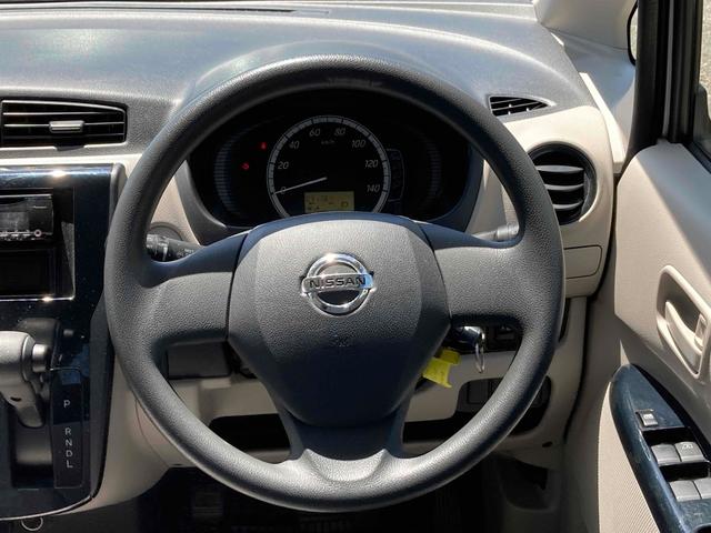 デイズ Ｊ　キーレスエントリー　電動格納ミラー　ベンチシート　ＣＶＴ　ＡＢＳ　ＣＤ　衝突安全ボディ　エアコン　パワーステアリング　パワーウィンドウ（3枚目）