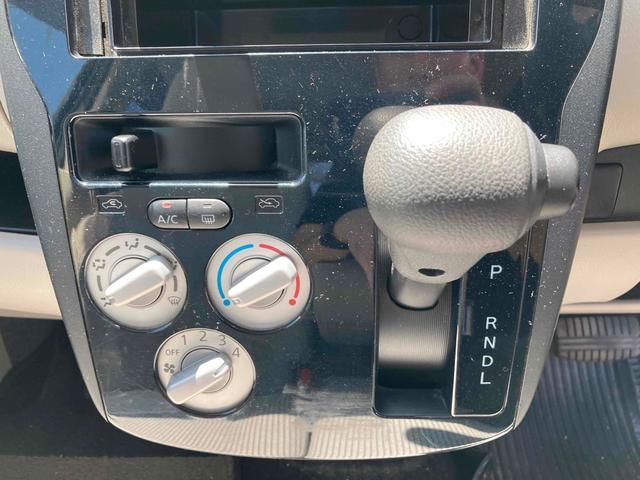 デイズ Ｊ　キーレスエントリー　電動格納ミラー　ベンチシート　ＣＶＴ　ＡＢＳ　ＣＤ　衝突安全ボディ　エアコン　パワーステアリング　パワーウィンドウ（5枚目）