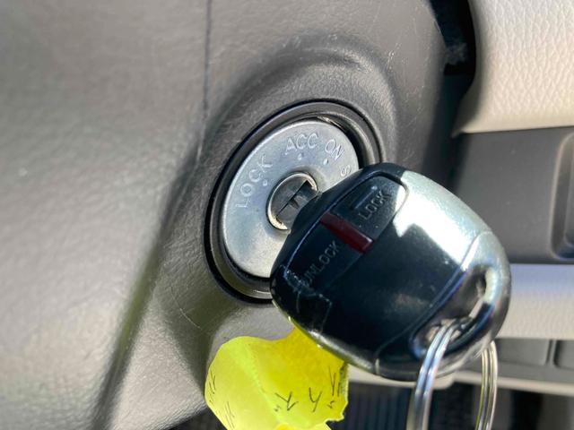 デイズ Ｊ　キーレスエントリー　電動格納ミラー　ベンチシート　ＣＶＴ　ＡＢＳ　ＣＤ　衝突安全ボディ　エアコン　パワーステアリング　パワーウィンドウ（11枚目）