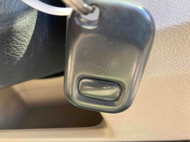 ライフ Ｃ　ドライブレコーダー　ＥＴＣ　バックカメラ　ナビ　キーレスエントリー　電動格納ミラー　ベンチシート　ＡＴ　ＡＢＳ　ＵＳＢ　ミュージックプレイヤー接続可　Ｂｌｕｅｔｏｏｔｈ　衝突安全ボディ　エアコン（65枚目）