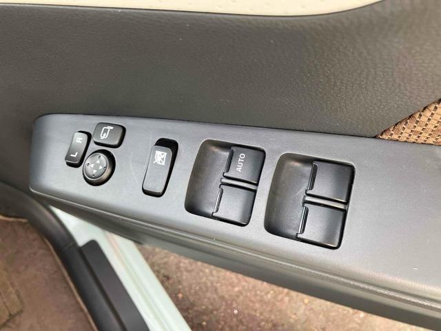 モコ Ｘ　ＥＴＣ　スマートキー　電動格納ミラー　ＣＶＴ　盗難防止システム　ＡＢＳ　ＣＤ　ＵＳＢ　衝突安全ボディ　エアコン　パワーステアリング　パワーウィンドウ　ナビＢｌｕｅｔｏｏｔｈ　ドライブレコーダー　ＥＴＣ（5枚目）