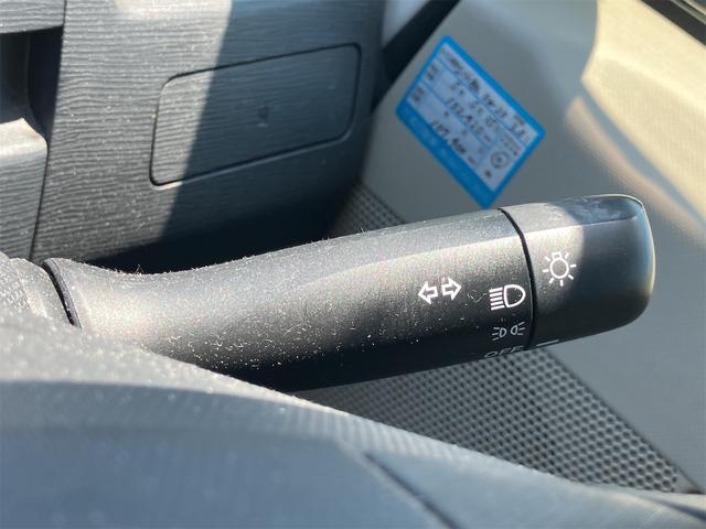ムーヴ Ｌ　バックカメラ　ナビ　ＴＶ　キーレスエントリー　アイドリングストップ　電動格納ミラー　ベンチシート　ＣＶＴ　盗難防止システム　ＡＢＳ　ＣＤ　Ｂｌｕｅｔｏｏｔｈ　アルミホイール　衝突安全ボディ　エアコン（10枚目）