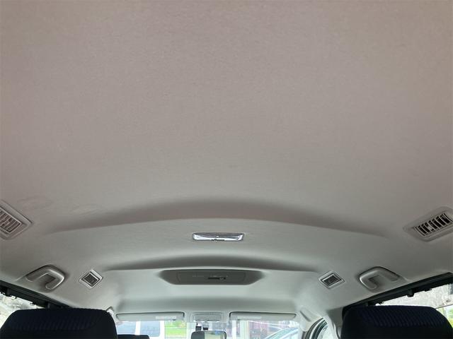 ノア Ｘ　バックカメラ　両側スライドドア　ＬＥＤヘッドランプ　キーレスエントリー　３列シート　ＣＶＴ　衝突安全ボディ　ＡＢＳ　ＥＳＣ　エアコン　パワーステアリング　パワーウィンドウ　運転席エアバッグ（22枚目）