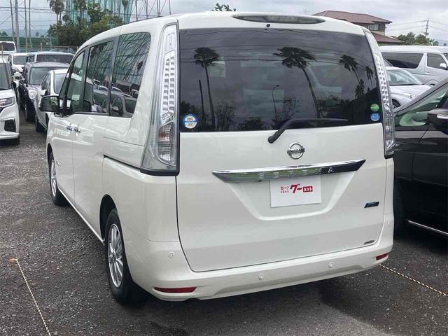 セレナ ２０Ｇ　Ｓ－ハイブリッドアドバンスドセーフティパック　ドライブレコーダー　バックカメラ　クリアランスソナー　オートクルーズコントロール　衝突被害軽減システム　両側電動スライドドア　ＬＥＤヘッドランプ　スマートキー　３列シート　ＣＶＴ　アルミホイール（17枚目）