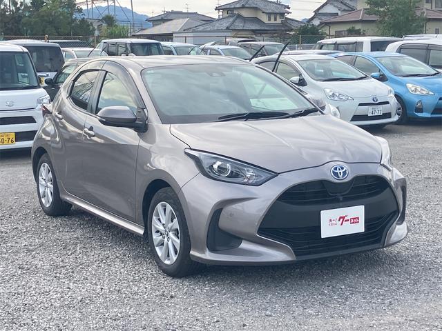 ヤリス ハイブリッドＧ　ドライブレコーダー　全周囲カメラ　ナビ　クリアランスソナー　オートクルーズコントロール　レーンアシスト　衝突被害軽減システム　オートマチックハイビーム　オートライト　スマートキー　電動格納ミラー（13枚目）