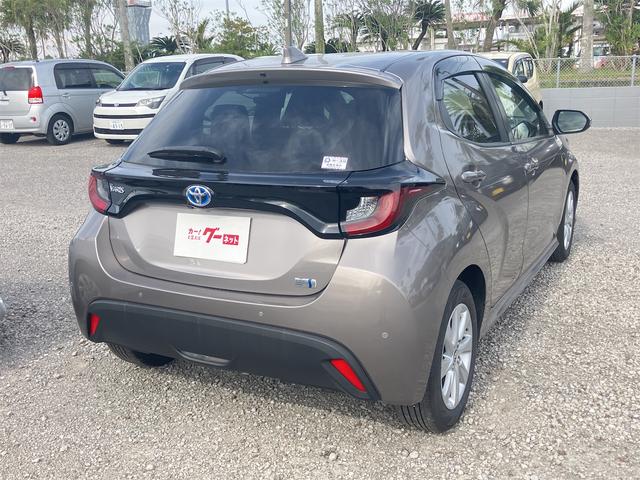 ヤリス ハイブリッドＧ　ドライブレコーダー　全周囲カメラ　ナビ　クリアランスソナー　オートクルーズコントロール　レーンアシスト　衝突被害軽減システム　オートマチックハイビーム　オートライト　スマートキー　電動格納ミラー（14枚目）