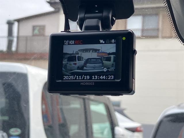 デイズ Ｓ　ドライブレコーダー　ＥＴＣ　バックカメラ　ナビ　ＴＶ　クリアランスソナー　衝突被害軽減システム　オートライト　キーレスエントリー　電動格納ミラー　ベンチシート　ＣＶＴ　盗難防止システム　ＡＢＳ　ＥＳＣ（8枚目）