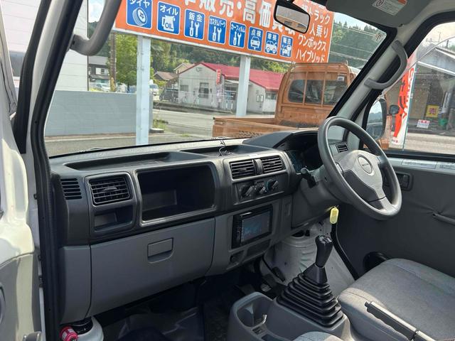 ＳＤ　４ＷＤ　軽トラック　ＭＴ　エアコン　運転席エアバッグ　ＣＤ　ＤＶＤ再生　三方開　パワステ（画像39）