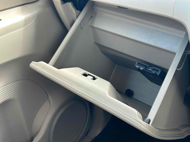 Ｃ　ドライブレコーダー　ＥＴＣ　バックカメラ　両側スライドドア　ナビ　スマートキー　電動格納ミラー　ベンチシート　ＣＶＴ　盗難防止システム　ＡＢＳ　ＥＳＣ　ミュージックプレイヤー接続可　Ｂｌｕｅｔｏｏｔｈ（画像43）