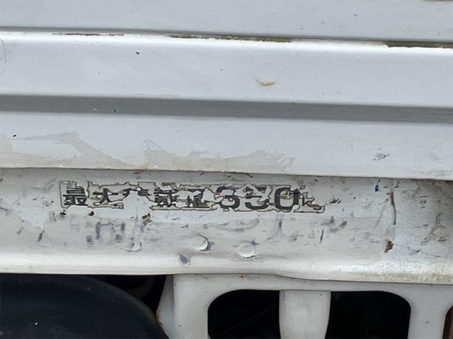 サンバートラック 　４ＷＤ　軽トラック　ＭＴ　アルミホイール　エアコン　運転席エアバッグ（16枚目）