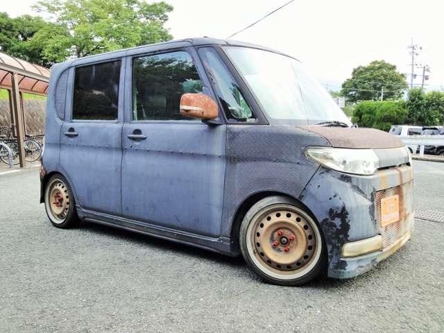 タント カスタムＸリミテッド　全塗装（レトロ調）　左側パワースライドドア　車高調　センターピラーレス　ハンドルカバー付　オートエアコン　タイミングチェーン車輌　ディスチャージドヘッドライト　ベンチシート　キーレス　ＡＢＳ　エアコン（6枚目）