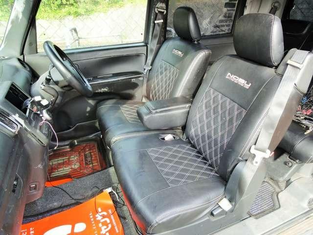 タント カスタムＸリミテッド　全塗装（レトロ調）　左側パワースライドドア　車高調　センターピラーレス　ハンドルカバー付　オートエアコン　タイミングチェーン車輌　ディスチャージドヘッドライト　ベンチシート　キーレス　ＡＢＳ　エアコン（13枚目）