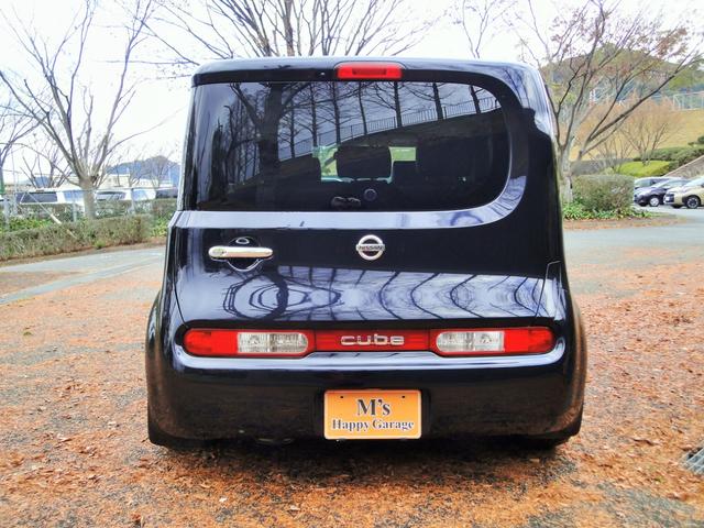 キューブ １５Ｘ　インディゴ＋プラズマ　ナビ　フルセグ　社外シートカバー　車高調　社外アルミ　社外ウインカーミラー（3枚目）