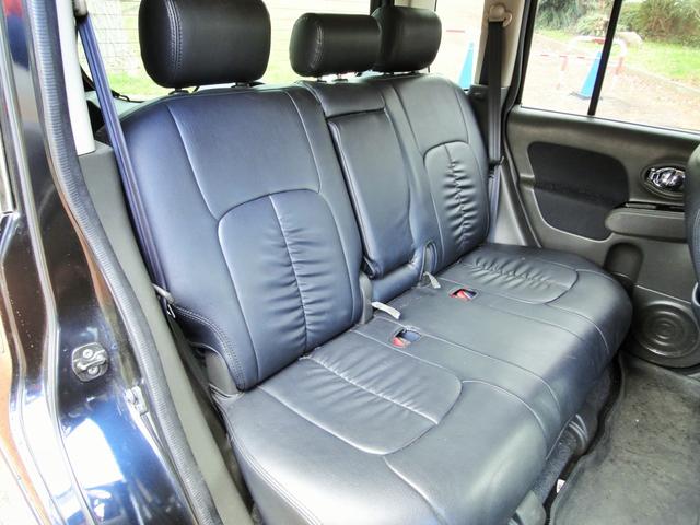 キューブ １５Ｘ　インディゴ＋プラズマ　ナビ　フルセグ　社外シートカバー　車高調　社外アルミ　社外ウインカーミラー（12枚目）