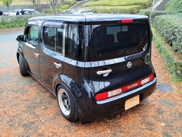 キューブ １５Ｘ　インディゴ＋プラズマ　ナビ　フルセグ　社外シートカバー　車高調　社外アルミ　社外ウインカーミラー（26枚目）