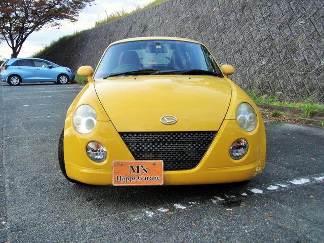 コペン アクティブトップ　５速ＭＴ　ナビ　フルセグ　Ｂｌｕｅｔｏｏｔｈ　社外アルミ　社外マフラー（2枚目）