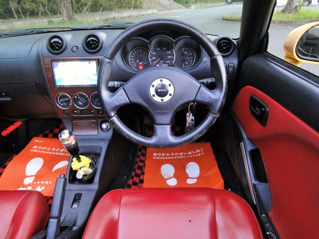 コペン アクティブトップ　５速ＭＴ　ナビ　フルセグ　Ｂｌｕｅｔｏｏｔｈ　社外アルミ　社外マフラー（11枚目）