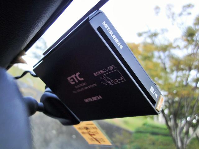 コペン アクティブトップ　５速ＭＴ　ナビ　フルセグ　Ｂｌｕｅｔｏｏｔｈ　社外アルミ　社外マフラー（17枚目）