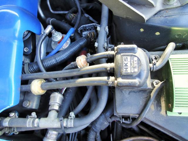 レガシィＢ４ ｔｕｎｅｄ　ｂｙ　ＳＴＩ　オーバーホール後３５０００キロ　ＨＫＳ２．２Ｌエンジン　社外マフラー　ＳＴＩ１８インチ　ブレンボキャリパー　オーリンズ足廻り　社外ＬＳＤ　社外追加メーター　ナビ　ＴＶ　ＥＴＣ　運転席レカロシート（31枚目）