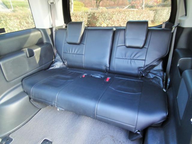 ステップワゴンスパーダ Ｚ　ナビ　フルセグ　Ｂｌｕｅｔｏｏｔｈ　バックカメラ　社外シートカバー　両側パワースライドドア　スカイルーフ　１８インチアルミ　スマートキー（14枚目）