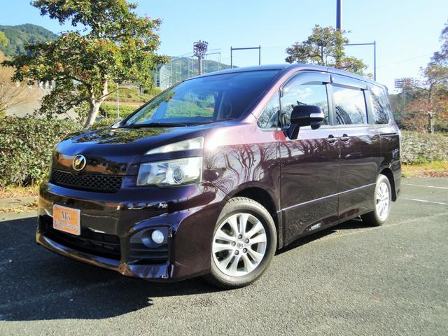 ヴォクシー ＺＳ　ナビ　フルセグ　Ｂｌｕｅｔｏｏｔｈ　バックカメラ　両側パワースライドドア　フリップダウンモニター　社外シートカバー（7枚目）