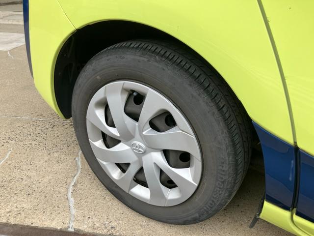 ナビテレビ　バックカメラ　ＥＴＣ　スマートキー　プッシュスタート　セキュリティー　アイドリングストップ　片側パワースライドドア